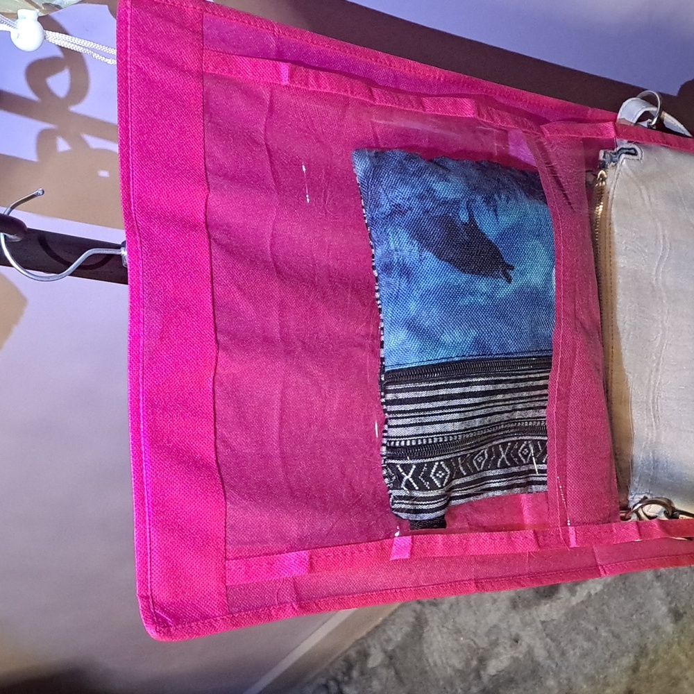 5 STAR PINK HANDBAG HOLDER - Picture 3 of 3